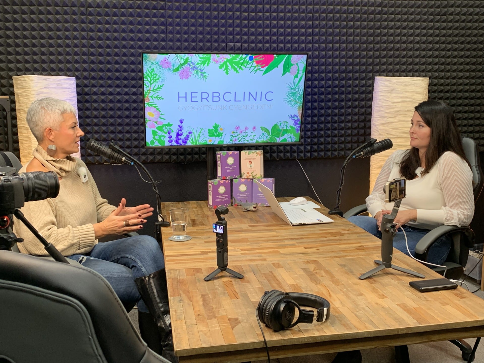 Szarvas Niki és Dr. Varga Eszter